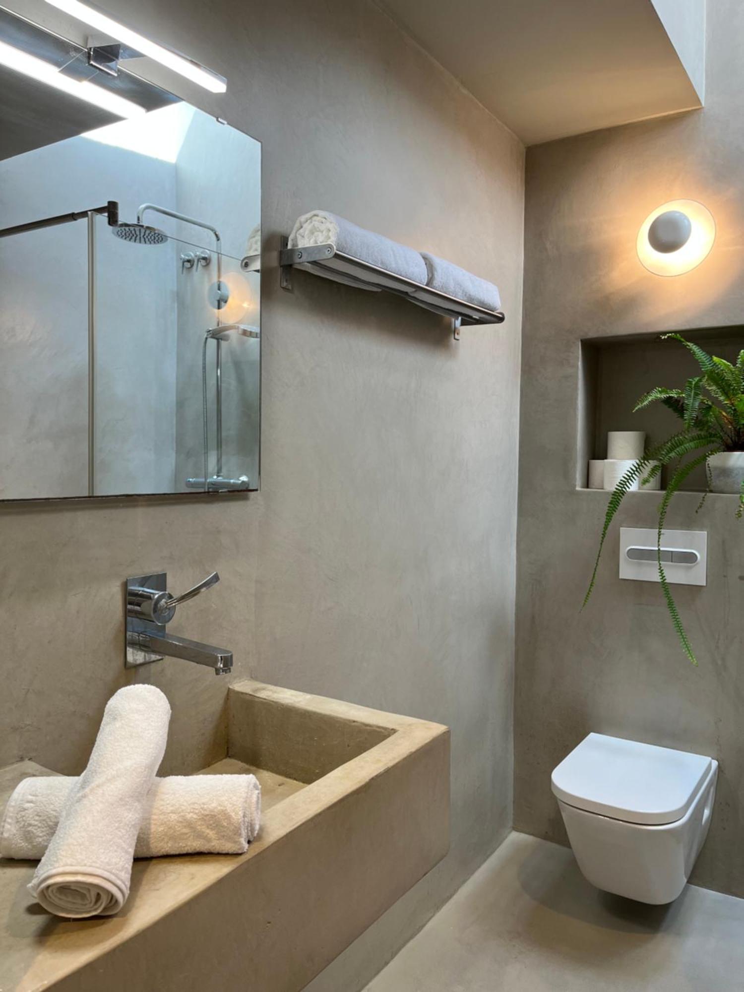 Apartment Centric In *